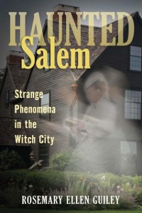 Cover Haunted Salem