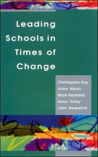Cover Leading Schools in Times of Change