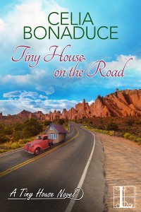 Cover Tiny House on the Road